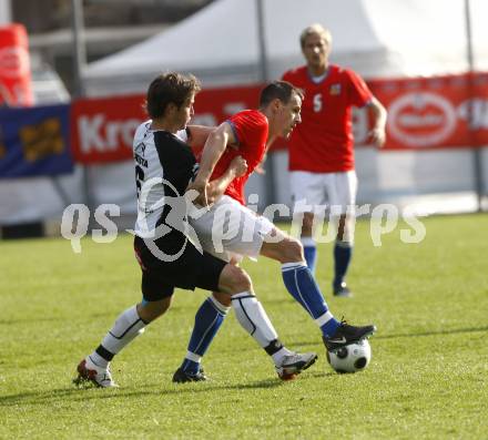 Fussball. Europameisterschaft. Testspiel Euro 2008 -Team Tschechien gegen Kaernten 2008-Team WAC/St. Andrae. Gernot Rainer (WAC/St. Andrae), Marek Matejovsky (Tschechien). Bad Kleinkirchheim, am 24.5.2008.
Copyright Kuess

---
pressefotos, pressefotografie, kuess, qs, qspictures, sport, bild, bilder, bilddatenbank