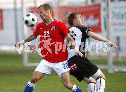 Fussball. Europameisterschaft. Testspiel Euro 2008 -Team Tschechien gegen Kaernten 2008-Team WAC/St. Andrae. Roj Rok (WAC/St. Andrae),  David Rozehnal (Tschechien). Bad Kleinkirchheim, am 24.5.2008.
Copyright Kuess

---
pressefotos, pressefotografie, kuess, qs, qspictures, sport, bild, bilder, bilddatenbank