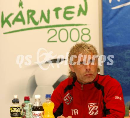 Fussball. Europameisterschaft. Testspiel Euro 2008 -Team Tschechien gegen Kaernten 2008-Team WAC/St. Andrae. Trainer Peter Hrstic (WAC/St. Andrae). Bad Kleinkirchheim, am 24.5.2008.
Copyright Kuess

---
pressefotos, pressefotografie, kuess, qs, qspictures, sport, bild, bilder, bilddatenbank