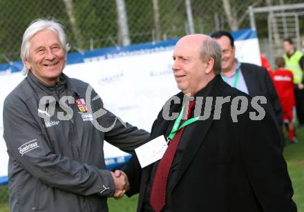 Fussball. Europameisterschaft. Testspiel Euro 2008 -Team Tschechien gegen Kaernten 2008-Team WAC/St. Andrae. Trainer Karel Brueckner (Tschechien), Rainer Calmund. Bad Kleinkirchheim, am 24.5.2008.
Copyright Kuess

---
pressefotos, pressefotografie, kuess, qs, qspictures, sport, bild, bilder, bilddatenbank