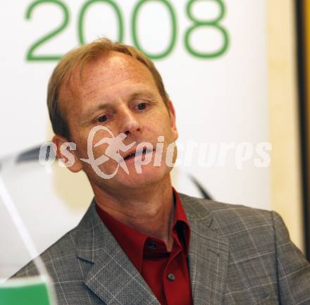 Fussball. Europameisterschaft. Testspiel Euro 2008 -Team Tschechien gegen Kaernten 2008-Team WAC/St. Andrae. Heinz Palme. Bad Kleinkirchheim, am 24.5.2008.
Copyright Kuess

---
pressefotos, pressefotografie, kuess, qs, qspictures, sport, bild, bilder, bilddatenbank