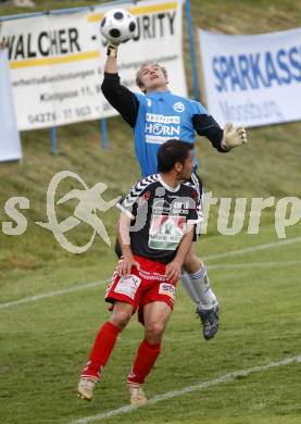 Fussball. OEFB Cupfinale. SV Feldkirchen gegen SV Horn. Auron Miloti (Feldkirchen), Oliver Bittner (Horn). Feldkirchen, am 26.5.2008.
Copyright Kuess

---
pressefotos, pressefotografie, kuess, qs, qspictures, sport, bild, bilder, bilddatenbank