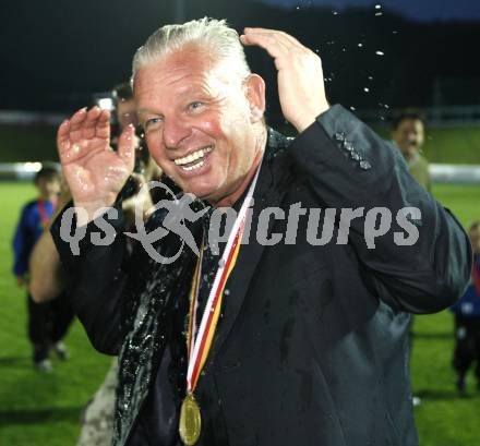 Fussball. Kaerntner Liga. FC Fire Fox St. Veit. Meisterfeier. Sportdirektor Reinhard Tellian. St. Veit, am 30.5.2008.
Foto: Kuess 
---
pressefotos, pressefotografie, kuess, qs, qspictures, sport, bild, bilder, bilddatenbank