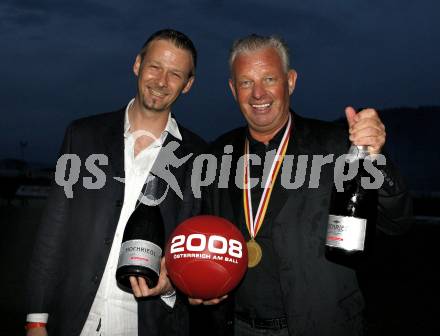 Fussball. Kaerntner Liga. FC Fire Fox St. Veit. Meisterfeier. Sportdirektor Reinhard Tellian. St. Veit, am 30.5.2008.
Foto: Kuess 
---
pressefotos, pressefotografie, kuess, qs, qspictures, sport, bild, bilder, bilddatenbank