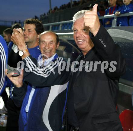 Fussball. Kaerntner Liga. FC Fire Fox St. Veit. Meisterfeier. Sportdirektor Reinhard Tellian. St. Veit, am 30.5.2008.
Foto: Kuess 
---
pressefotos, pressefotografie, kuess, qs, qspictures, sport, bild, bilder, bilddatenbank