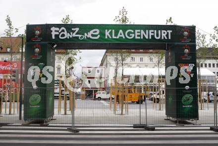 FUSSBALL - UEFA Europameisterschaft, Vorbereitung auf die EURO 2008, Aufbauarbeiten in Klagenfurt. Fanzone. Klagenfurt, am 4.6.2008.
Copyright Kuess

---
pressefotos, pressefotografie, kuess, qs, qspictures, sport, bild, bilder, bilddatenbank