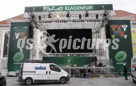 FUSSBALL - UEFA Europameisterschaft, Vorbereitung auf die EURO 2008, Aufbauarbeiten in Klagenfurt. Fanzone. Buehne. Klagenfurt, am 4.6.2008.
Copyright Kuess

---
pressefotos, pressefotografie, kuess, qs, qspictures, sport, bild, bilder, bilddatenbank