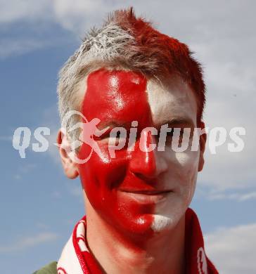 Fussball Europameisterschaft. EURO 2008. Polnischer Fan. Klagenfurt, am 8.6.2008.
Foto: Kuess
---
pressefotos, pressefotografie, kuess, qs, qspictures, sport, bild, bilder, bilddatenbank