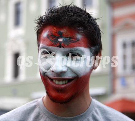 Fussball Europameisterschaft. EURO 2008. Oesterreichischer Fan. Klagenfurt, am 12.6.2008.
Foto: Kuess
---
pressefotos, pressefotografie, kuess, qs, qspictures, sport, bild, bilder, bilddatenbank