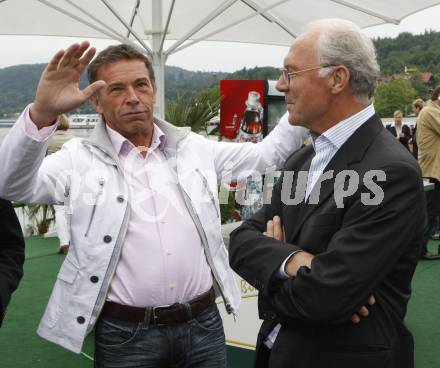 Fussball Europameisterschaft. EURO 2008. Landeshauptmann Joerg Haider und Franz Beckenbauer. Klagenfurt, am 12.6.2008.
Foto: Kuess
---
pressefotos, pressefotografie, kuess, qs, qspictures, sport, bild, bilder, bilddatenbank