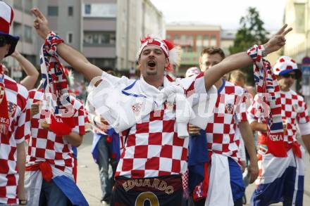 Fussball Europameisterschaft. EURO 2008. Fan aus Kroatien. Klagenfurt, am 16.6.2008.
Foto: Kuess
---
pressefotos, pressefotografie, kuess, qs, qspictures, sport, bild, bilder, bilddatenbank