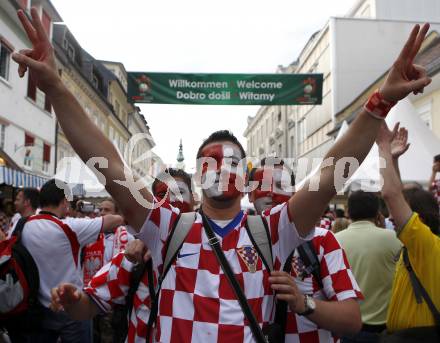 Fussball Europameisterschaft. EURO 2008. Fan aus Kroatien. Klagenfurt, am 16.6.2008.
Foto: Kuess
---
pressefotos, pressefotografie, kuess, qs, qspictures, sport, bild, bilder, bilddatenbank