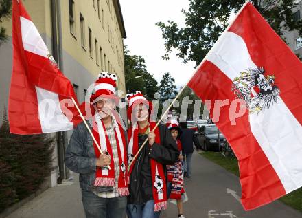 Fussball Europameisterschaft. EURO 2008. Fans aus Oesterreich. Klagenfurt, am 16.6.2008.
Foto: Kuess
---
pressefotos, pressefotografie, kuess, qs, qspictures, sport, bild, bilder, bilddatenbank