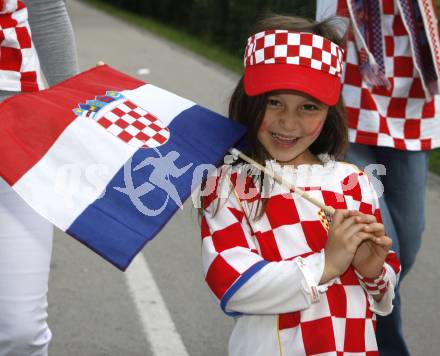 Fussball Europameisterschaft. EURO 2008. Fan aus Kroatien. Klagenfurt, am 16.6.2008.
Foto: Kuess
---
pressefotos, pressefotografie, kuess, qs, qspictures, sport, bild, bilder, bilddatenbank