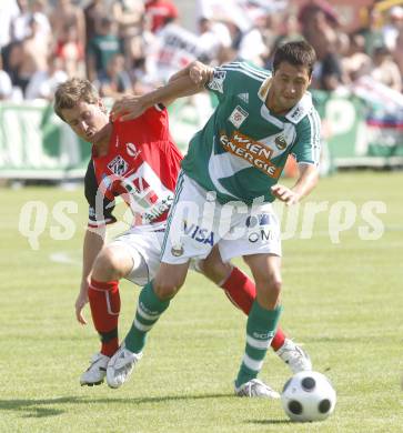 Fussball. Testspiel. WAC/St. Andrae gegen SK Rapid Wien. Gernot Rainer (WAC/St.Andrae), Branko Boskovic (Rapid). St. Andrae, 29.6.2008.
Copyright: Kuess


---
pressefotos, pressefotografie, kuess, qs, qspictures, sport, bild, bilder, bilddatenbank