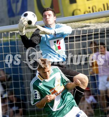 Fussball. Testspiel. WAC/St. Andrae gegen SK Rapid Wien. Stefan Takats (WAC/St.Andrae), Nikica Jelavic (Rapid). St. Andrae, 29.6.2008.
Copyright: Kuess


---
pressefotos, pressefotografie, kuess, qs, qspictures, sport, bild, bilder, bilddatenbank