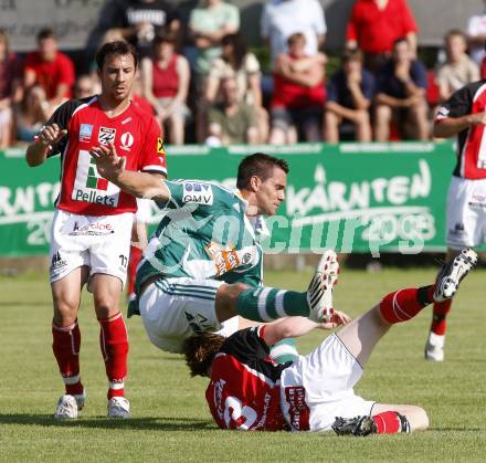 Fussball. Testspiel. WAC/St. Andrae gegen SK Rapid Wien. Saler Juergen, Mathias Berchtold (WAC/St.Andrae), Maierhofer Stefan (Rapid). St. Andrae, 29.6.2008.
Copyright: Kuess


---
pressefotos, pressefotografie, kuess, qs, qspictures, sport, bild, bilder, bilddatenbank