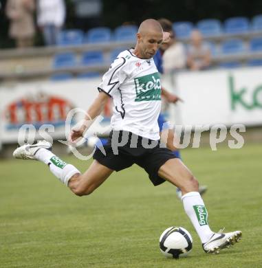 Fussball Testspiel. SK Austria Kaernten gegen Steaua Bukarest. Patrick Wolf (Kaernten). Feldkirchen, am 2.7.2008.
Copyright: Kuess


---
pressefotos, pressefotografie, kuess, qs, qspictures, sport, bild, bilder, bilddatenbank