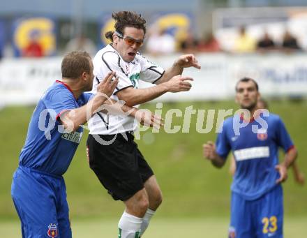 Fussball Testspiel. SK Austria Kaernten gegen Steaua Bukarest. Wolfgang Mair (Kaernten), (Bukarest). Feldkirchen, am 2.7.2008.
Copyright: Kuess


---
pressefotos, pressefotografie, kuess, qs, qspictures, sport, bild, bilder, bilddatenbank