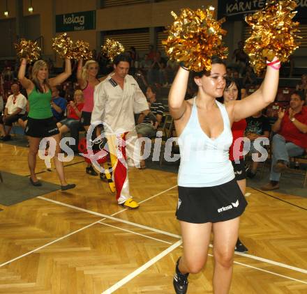 Kickboxen. Vollkontakt. Oesterreichische Meisterschaft. Bernhard Sussitz. Klagenfurt, am 5.7.2008.
Foto: Kuess


---
pressefotos, pressefotografie, kuess, qs, qspictures, sport, bild, bilder, bilddatenbank