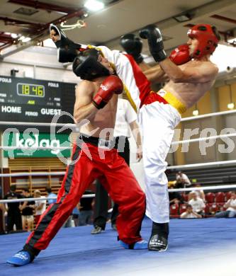 Kickboxen. Vollkontakt. Oesterreichische Meisterschaft. Mario Krakolinig (Velden) roter Helm. Klagenfurt, am 5.7.2008.
Foto: Kuess


---
pressefotos, pressefotografie, kuess, qs, qspictures, sport, bild, bilder, bilddatenbank