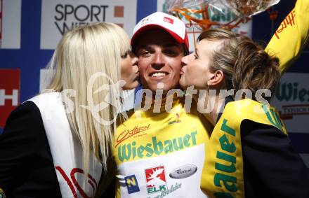 Oesterreich Radrundfahrt. 4. Etappe Lienz Wolfsberg. Siegerehrung. Traeger des gelben Trikots Thomas Rohregger (Oesterreich). Wolfsberg, am 10.7.2008.
Foto: Kuess




---
pressefotos, pressefotografie, kuess, qs, qspictures, sport, bild, bilder, bilddatenbank