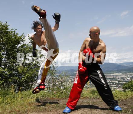 Kickboxen. Bernhard Sussitz, Gerald Zimmermann. Zwanzgerberg, 4.7.2008.
Copyright Kuess

---
pressefotos, pressefotografie, kuess, qs, qspictures, sport, bild, bilder, bilddatenbank