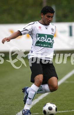 Fussball Testspiel. SK Austria Kaernten gegen MTK Budapest. Adi Rocha Sobrinho Filho (Kaernten) Velden, am 12.7.2008.
Foto: Kuess




---
pressefotos, pressefotografie, kuess, qs, qspictures, sport, bild, bilder, bilddatenbank