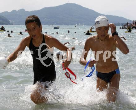 Triathlon. Ironkids. Schwimmen, Laufen. Klagenfurt, am 12.7.2008.
Foto: Kuess




---
pressefotos, pressefotografie, kuess, qs, qspictures, sport, bild, bilder, bilddatenbank