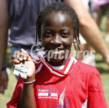 Triathlon. Ironkids. Schwimmen, Laufen. Klagenfurt, am 12.7.2008.
Foto: Kuess




---
pressefotos, pressefotografie, kuess, qs, qspictures, sport, bild, bilder, bilddatenbank