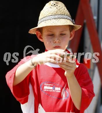 Triathlon. Ironkids. Schwimmen, Laufen. Klagenfurt, am 12.7.2008.
Foto: Kuess




---
pressefotos, pressefotografie, kuess, qs, qspictures, sport, bild, bilder, bilddatenbank