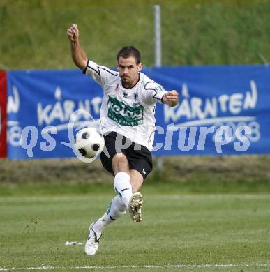 Fussball Testspiel. SK Austria Kaernten gegen MTK Budapest. Oliver Pusztai (Kaernten) Velden, am 12.7.2008.
Foto: Kuess




---
pressefotos, pressefotografie, kuess, qs, qspictures, sport, bild, bilder, bilddatenbank