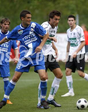 Fussball Testspiel. SK Austria Kaernten gegen MTK Budapest. Atdhe Nuhiu (Kaernten), Endre Bajusz (Budapest). Velden, am 12.7.2008.
Foto: Kuess




---
pressefotos, pressefotografie, kuess, qs, qspictures, sport, bild, bilder, bilddatenbank