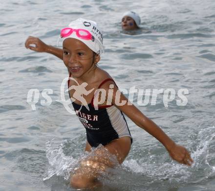 Triathlon. Ironkids. Schwimmen, Laufen. Klagenfurt, am 12.7.2008.
Foto: Kuess




---
pressefotos, pressefotografie, kuess, qs, qspictures, sport, bild, bilder, bilddatenbank