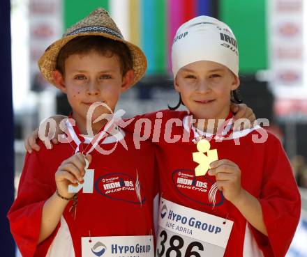 Triathlon. Ironkids. Schwimmen, Laufen. Klagenfurt, am 12.7.2008.
Foto: Kuess




---
pressefotos, pressefotografie, kuess, qs, qspictures, sport, bild, bilder, bilddatenbank