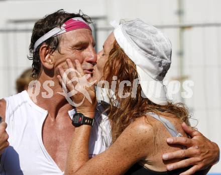 Ironman Austria. Schwimmen, Radfahren, Laufen. Marlies Penker, Guenther Mirnig. Klagenfurt, am 13.7.2008.
Copyright Kuess

---
pressefotos, pressefotografie, kuess, qs, qspictures, sport, bild, bilder, bilddatenbank