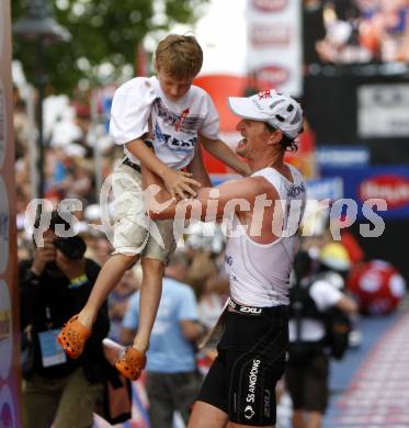 Ironman Austria. Schwimmen, Radfahren, Laufen. Hannes Hempel (AUT). Klagenfurt, am 13.7.2008.
Copyright Kuess

---
pressefotos, pressefotografie, kuess, qs, qspictures, sport, bild, bilder, bilddatenbank