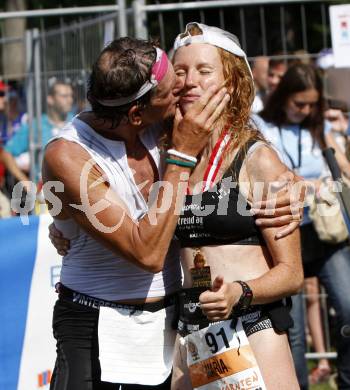 Ironman Austria. Schwimmen, Radfahren, Laufen. Marlies Penker, Guenther Mirnig. Klagenfurt, am 13.7.2008.
Copyright Kuess

---
pressefotos, pressefotografie, kuess, qs, qspictures, sport, bild, bilder, bilddatenbank