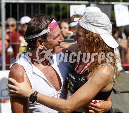 Ironman Austria. Schwimmen, Radfahren, Laufen. Marlies Penker, Guenther Mirnig. Klagenfurt, am 13.7.2008.
Copyright Kuess

---
pressefotos, pressefotografie, kuess, qs, qspictures, sport, bild, bilder, bilddatenbank