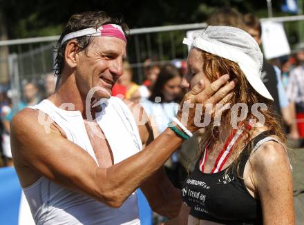 Ironman Austria. Schwimmen, Radfahren, Laufen. Marlies Penker, Guenther Mirnig. Klagenfurt, am 13.7.2008.
Copyright Kuess

---
pressefotos, pressefotografie, kuess, qs, qspictures, sport, bild, bilder, bilddatenbank