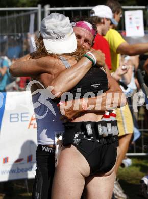 Ironman Austria. Schwimmen, Radfahren, Laufen. Marlies Penker, Guenther Mirnig. Klagenfurt, am 13.7.2008.
Copyright Kuess

---
pressefotos, pressefotografie, kuess, qs, qspictures, sport, bild, bilder, bilddatenbank