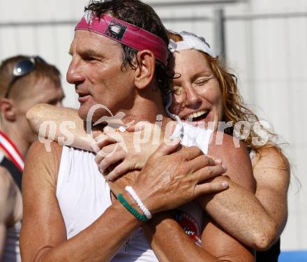 Ironman Austria. Schwimmen, Radfahren, Laufen. Marlies Penker, Guenther Mirnig. Klagenfurt, am 13.7.2008.
Copyright Kuess

---
pressefotos, pressefotografie, kuess, qs, qspictures, sport, bild, bilder, bilddatenbank