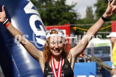 Ironman Austria. Schwimmen, Radfahren, Laufen. Marlies Penker (AUT). Klagenfurt, am 13.7.2008.
Copyright Kuess

---
pressefotos, pressefotografie, kuess, qs, qspictures, sport, bild, bilder, bilddatenbank