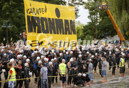 Ironman Austria. Schwimmen, Radfahren, Laufen. Start. Klagenfurt, am 13.7.2008.
Copyright Kuess

---
pressefotos, pressefotografie, kuess, qs, qspictures, sport, bild, bilder, bilddatenbank