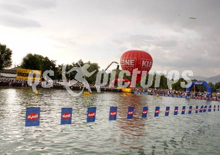 Ironman Austria. Schwimmen, Radfahren, Laufen. Start. Klagenfurt, am 13.7.2008.
Copyright Kuess

---
pressefotos, pressefotografie, kuess, qs, qspictures, sport, bild, bilder, bilddatenbank