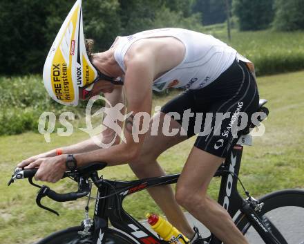 Ironman Austria. Schwimmen, Radfahren, Laufen. Hannes Hempel (AUT). Klagenfurt, am 13.7.2008.
Copyright Kuess

---
pressefotos, pressefotografie, kuess, qs, qspictures, sport, bild, bilder, bilddatenbank