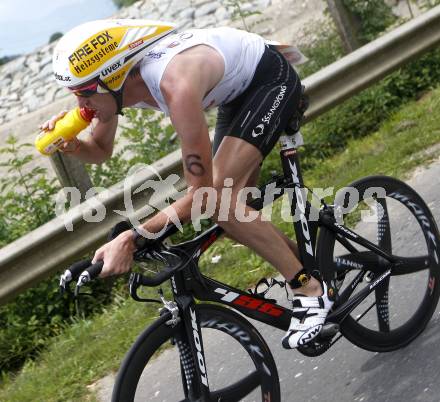 Ironman Austria. Schwimmen, Radfahren, Laufen. Hannes Hempel (AUT). Klagenfurt, am 13.7.2008.
Copyright Kuess

---
pressefotos, pressefotografie, kuess, qs, qspictures, sport, bild, bilder, bilddatenbank