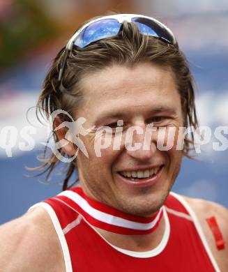 Ironman Austria. Schwimmen, Radfahren, Laufen. Werner Leitner (AUT). Klagenfurt, am 13.7.2008.
Copyright Kuess

---
pressefotos, pressefotografie, kuess, qs, qspictures, sport, bild, bilder, bilddatenbank