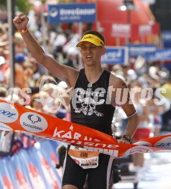 Ironman Austria. Schwimmen, Radfahren, Laufen. Karl Belzik (AUT). Klagenfurt, am 13.7.2008.
Foto: Kuess
---
pressefotos, pressefotografie, kuess, qs, qspictures, sport, bild, bilder, bilddatenbank