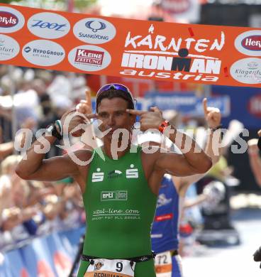 Ironman Austria. Schwimmen, Radfahren, Laufen. Bernhard Keller (AUT). Klagenfurt, am 13.7.2008.
Copyright Kuess

---
pressefotos, pressefotografie, kuess, qs, qspictures, sport, bild, bilder, bilddatenbank